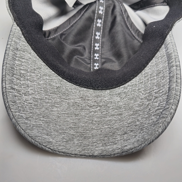 Under Armour Twisted Renegade True Grey Heather Woman Adjustable 90% Polyester - Picture 10 of 15